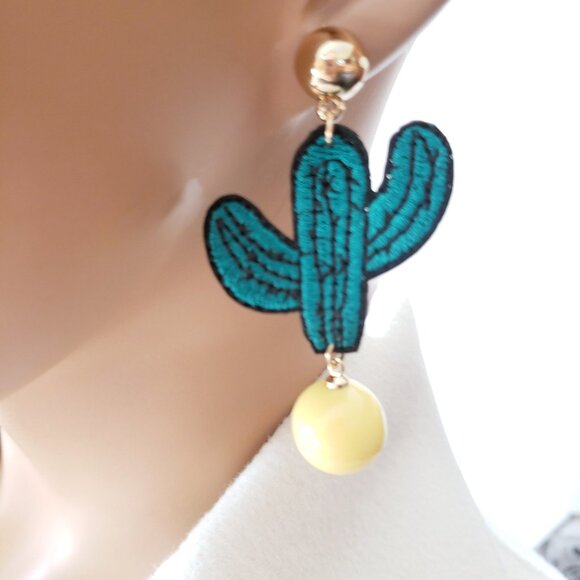 Cactus Green Dangle Earrings Womens Fashion Gold Yellow Pearl Jewelry - Picture 4 of 4